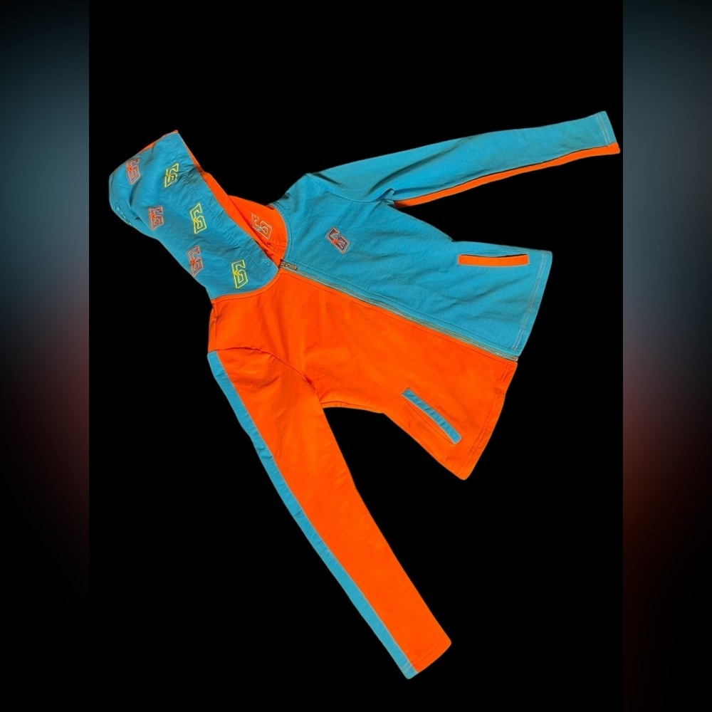 So Real | Gsuwoo Color Block Top in Orange/Blue/Yellow - Picture 6 of 15